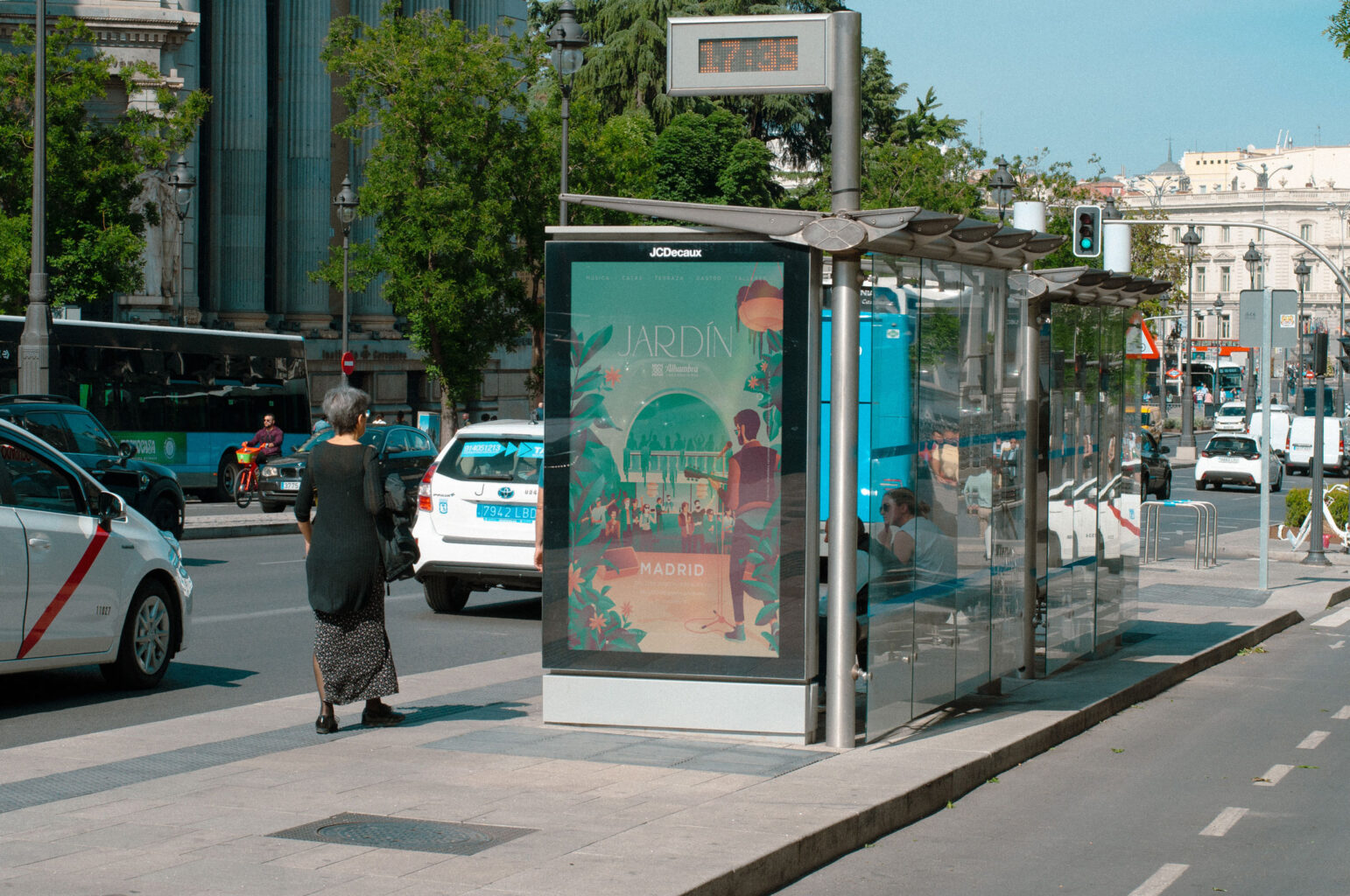 Jardín Alhambra Mupi Calle Versión Música